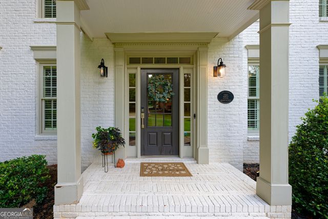 1670 Highgrove Club Drive, Milton, GA 30004