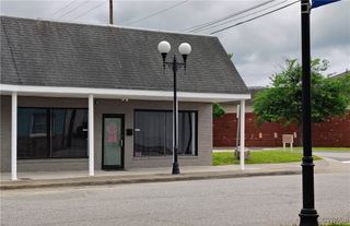 105 Pickwick Ave, Colonial Heights, VA 23834