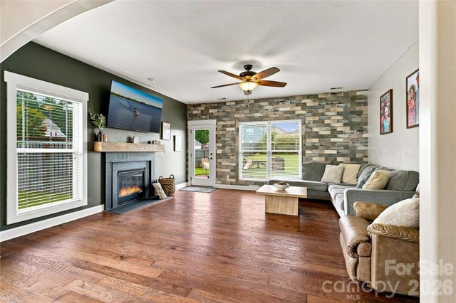 3151 Delaware Drive, Denver, NC 28037