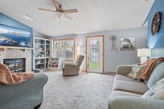 814 FLAMBEAU PLACE, De Pere, WI 54115