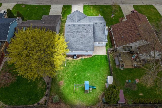 814 FLAMBEAU PLACE, De Pere, WI 54115