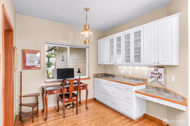 5043 Bradshaw Road, Freeland, WA 98249