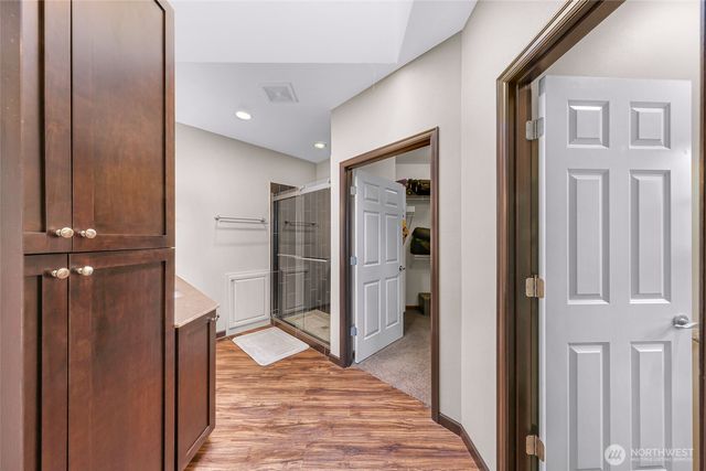 5043 Bradshaw Road, Freeland, WA 98249