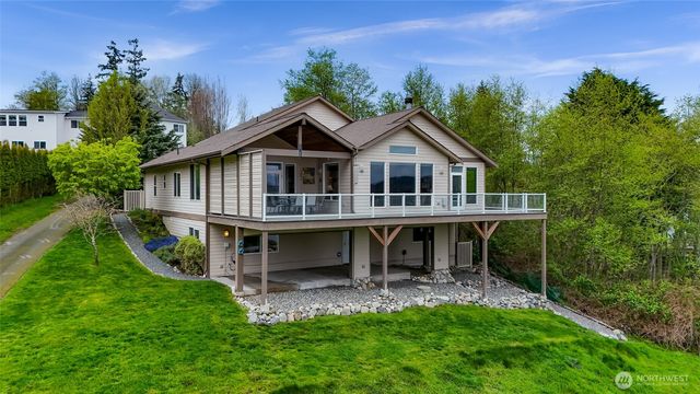 5043 Bradshaw Road, Freeland, WA 98249