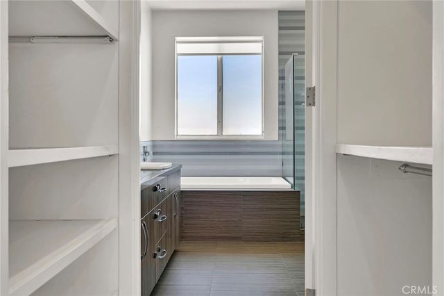 1715 Armacost Avenue 2, Los Angeles, CA 90025