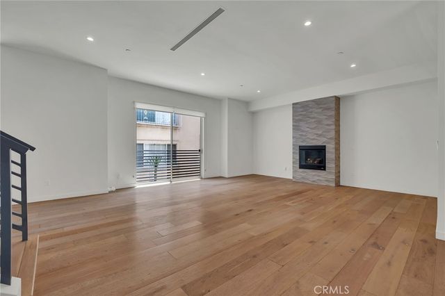 1715 Armacost Avenue 2, Los Angeles, CA 90025