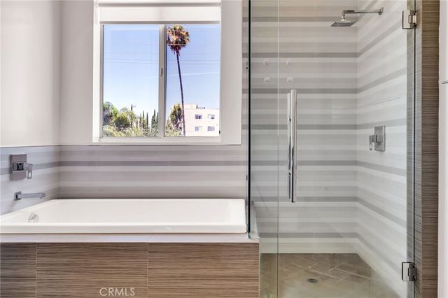 1715 Armacost Avenue 2, Los Angeles, CA 90025
