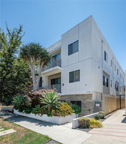 1715 Armacost Avenue 2, Los Angeles, CA 90025