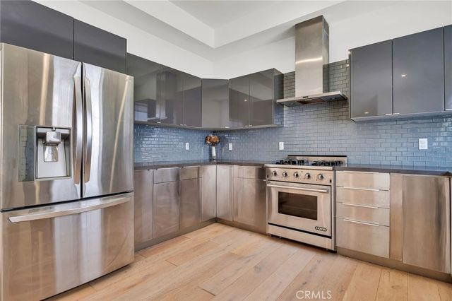 1715 Armacost Avenue 2, Los Angeles, CA 90025