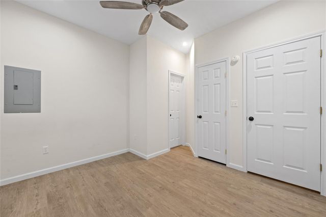 71 White Oak Street, Point Blank, TX 77364