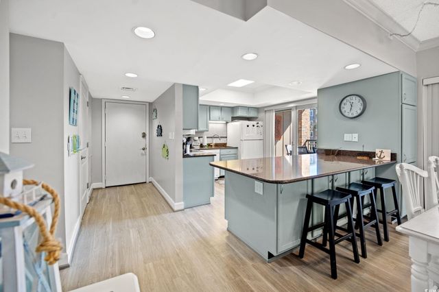 320 Myrtle Ave., Pawleys Island, SC 29585