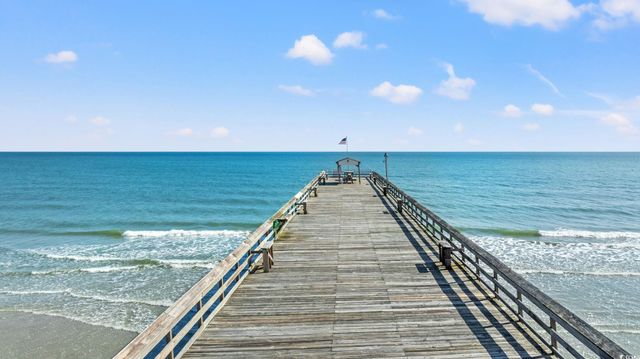 320 Myrtle Ave., Pawleys Island, SC 29585