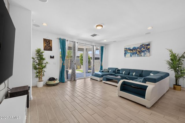 9756 E SEISMIC Avenue, Mesa, AZ 85212