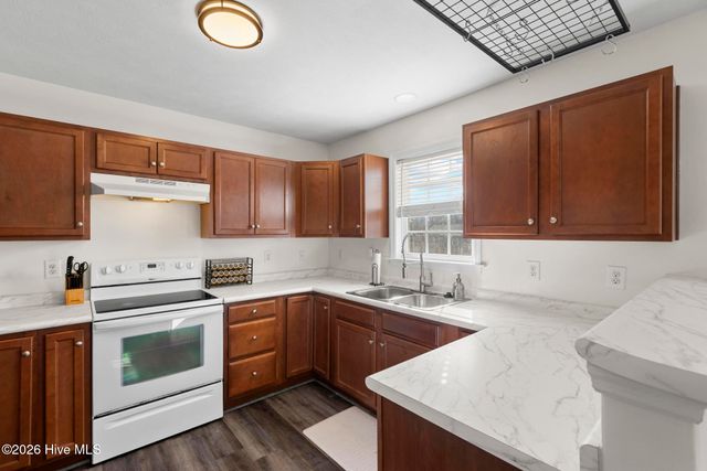 205 High Meadow Court, Richlands, NC 28574