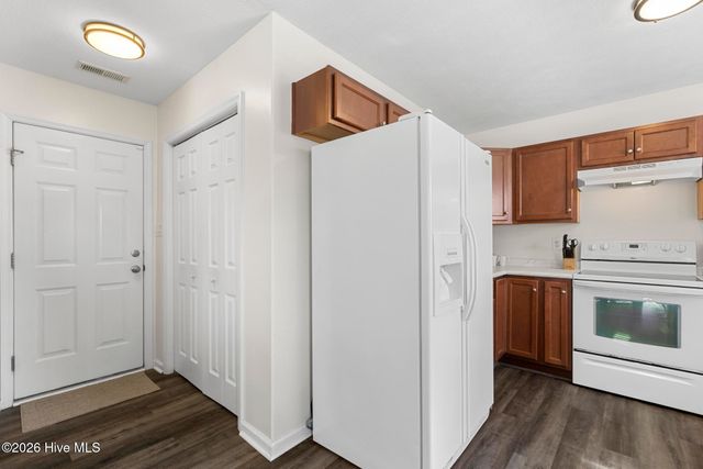 205 High Meadow Court, Richlands, NC 28574