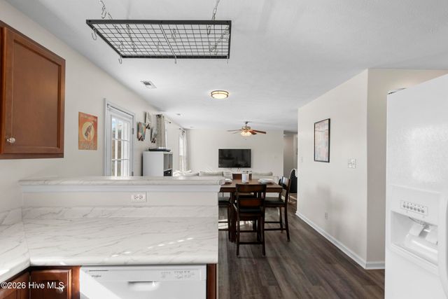 205 High Meadow Court, Richlands, NC 28574