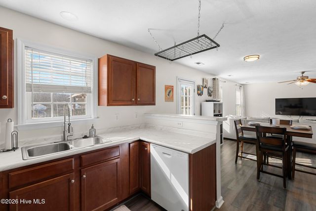 205 High Meadow Court, Richlands, NC 28574