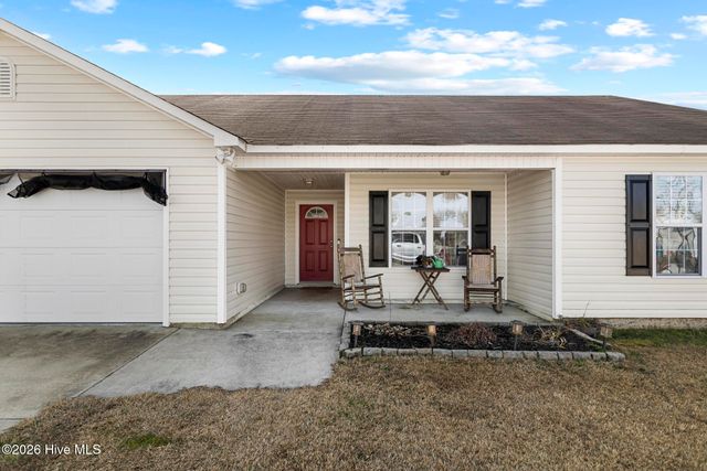 205 High Meadow Court, Richlands, NC 28574