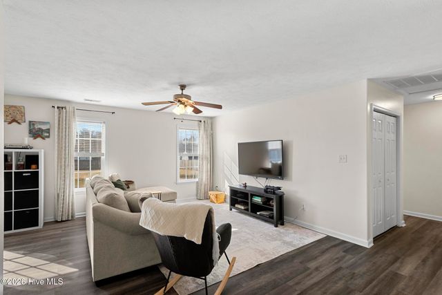 205 High Meadow Court, Richlands, NC 28574