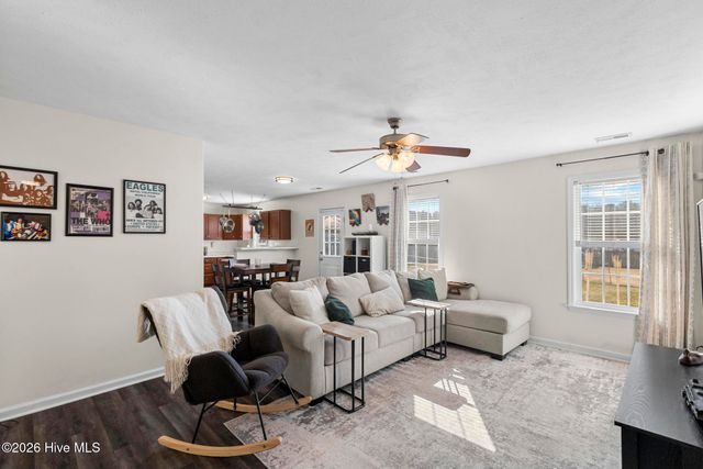 205 High Meadow Court, Richlands, NC 28574