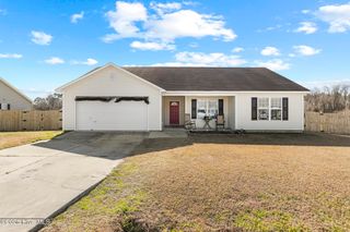 205 High Meadow Court, Richlands, NC 28574