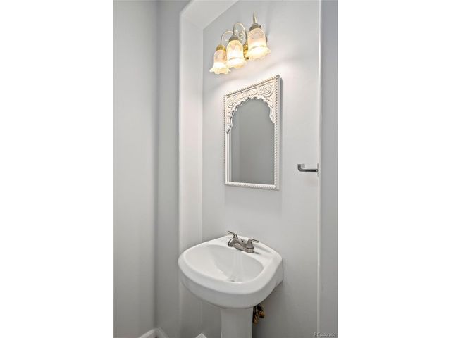 472 S Lafayette St, Denver, CO 80209