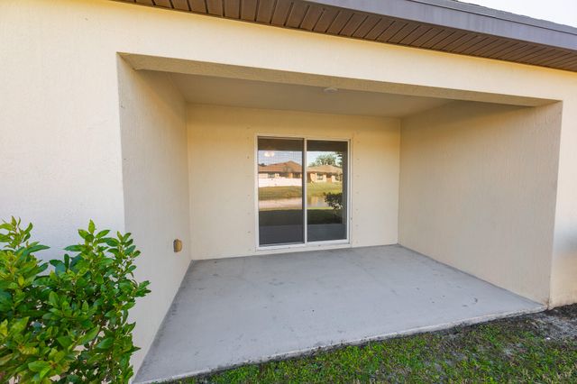 5412 Jamboree Drive, Fort Pierce, FL 34947