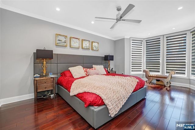 117 Kensington Drive 304, Fort Lee, NJ 07024