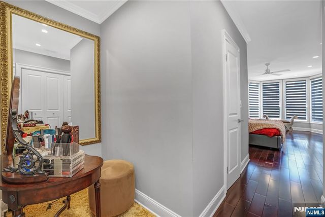 117 Kensington Drive 304, Fort Lee, NJ 07024