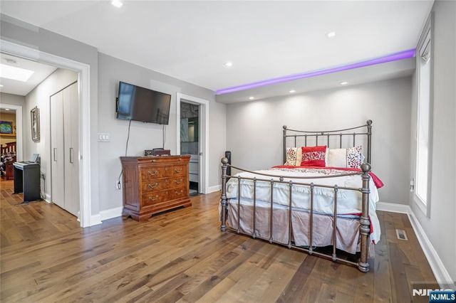 117 Kensington Drive 304, Fort Lee, NJ 07024