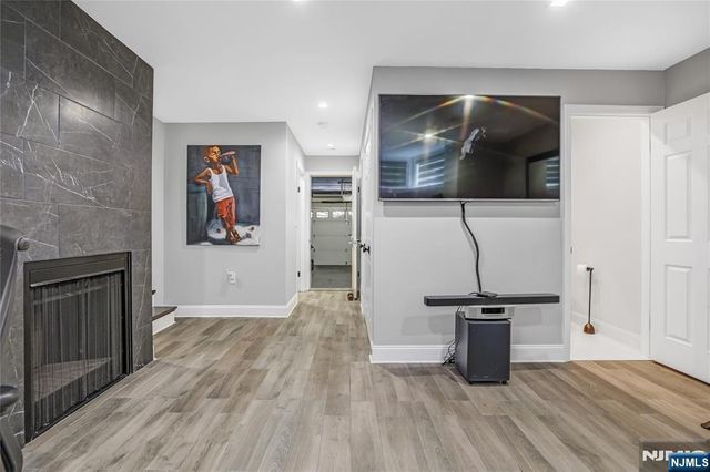 117 Kensington Drive 304, Fort Lee, NJ 07024