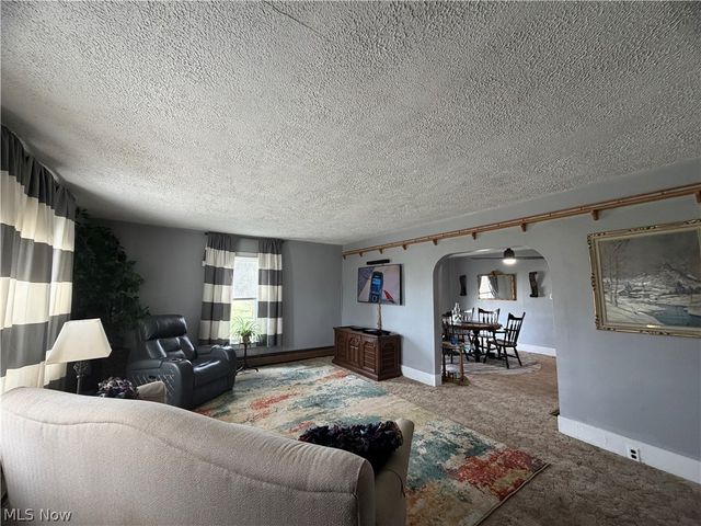 87 N Mechanic Street, Hayesville, OH 44838