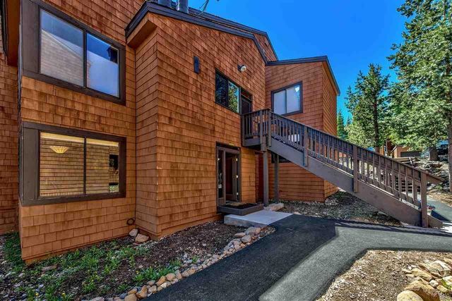 11639 Snowpeak Way Unit 505, Truckee, CA 96161