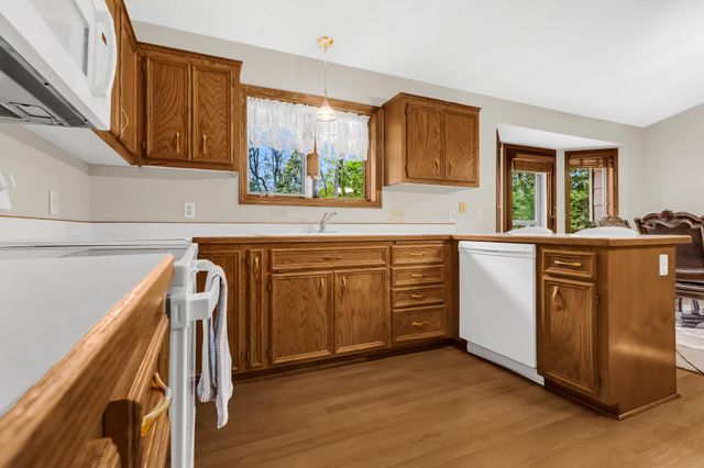 12929 Garrett Avenue, Apple Valley, MN 55124