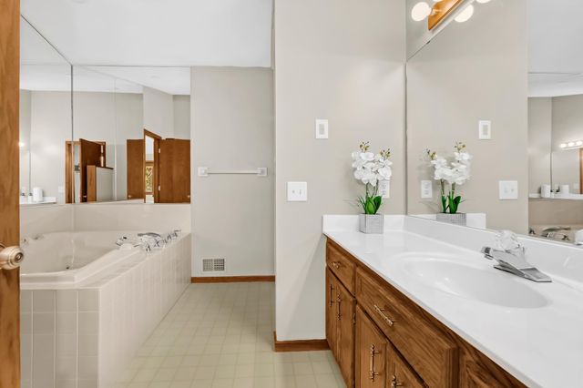 12929 Garrett Avenue, Apple Valley, MN 55124