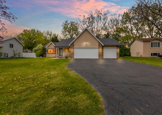 12929 Garrett Avenue, Apple Valley, MN 55124
