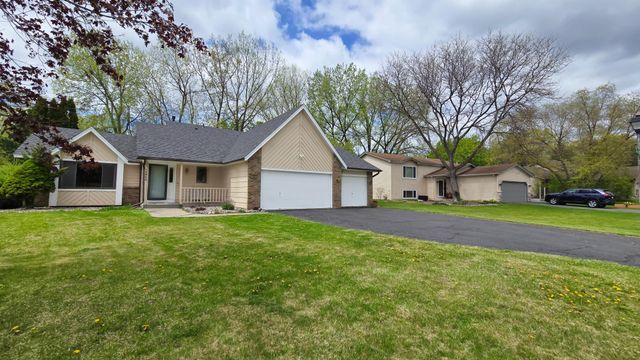 12929 Garrett Avenue, Apple Valley, MN 55124