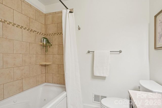 3000 Dunlavin Way, Charlotte, NC 28205