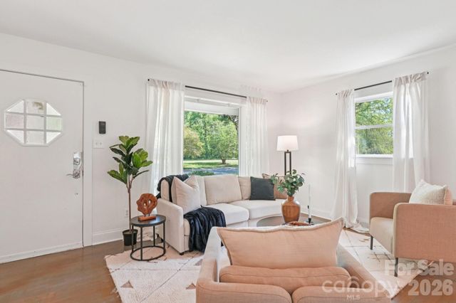 3000 Dunlavin Way, Charlotte, NC 28205