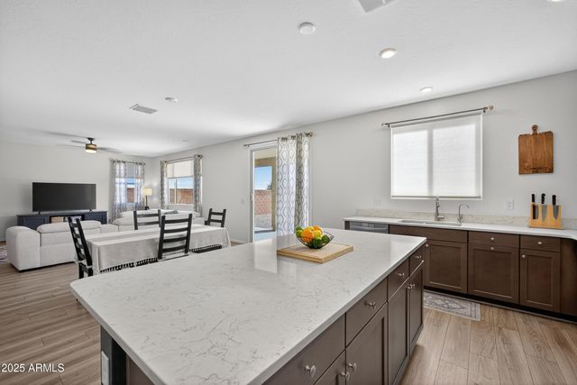 21189 E Raven Drive, Queen Creek, AZ 85142