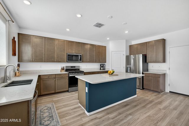 21189 E Raven Drive, Queen Creek, AZ 85142