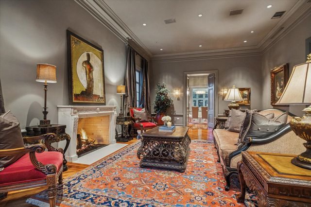 20 Sunset Boulevard, Houston, TX 77005