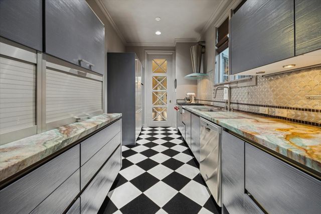 20 Sunset Boulevard, Houston, TX 77005