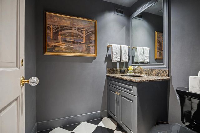 20 Sunset Boulevard, Houston, TX 77005