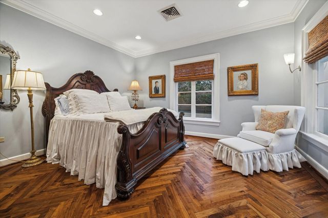 20 Sunset Boulevard, Houston, TX 77005