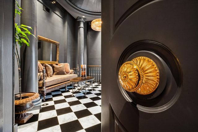 20 Sunset Boulevard, Houston, TX 77005