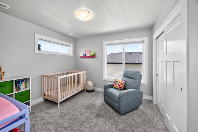 609 NE Hunter Drive, Ankeny, IA 50021