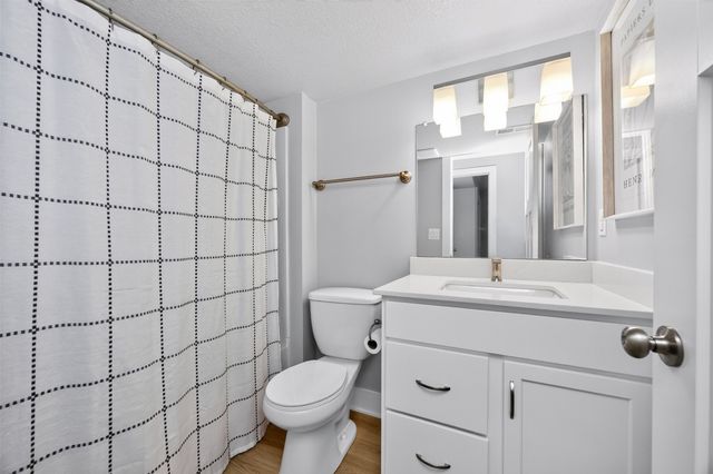 609 NE Hunter Drive, Ankeny, IA 50021
