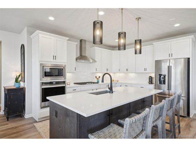 624 Simmental Loop, Castle Rock, CO 80104