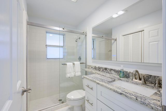 11335 Twelve Oaks Way, North Palm Beach, FL 33408